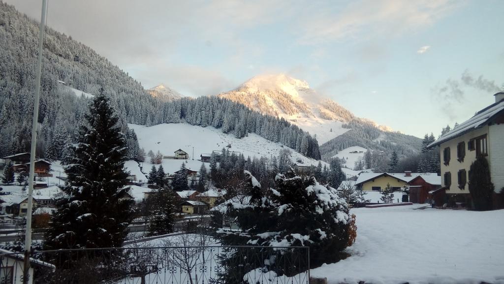 Gasthof Schonblick Hotel Russbach am Pass Gschütt Exterior foto
